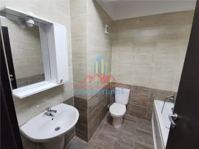 2-Bedroom Apartment to Let, Militari Residence - foto 7