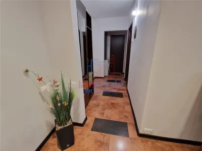 Appartement Trois Pièces, Premier Étage, Meublé et Équipé – Baza 3 - foto 6
