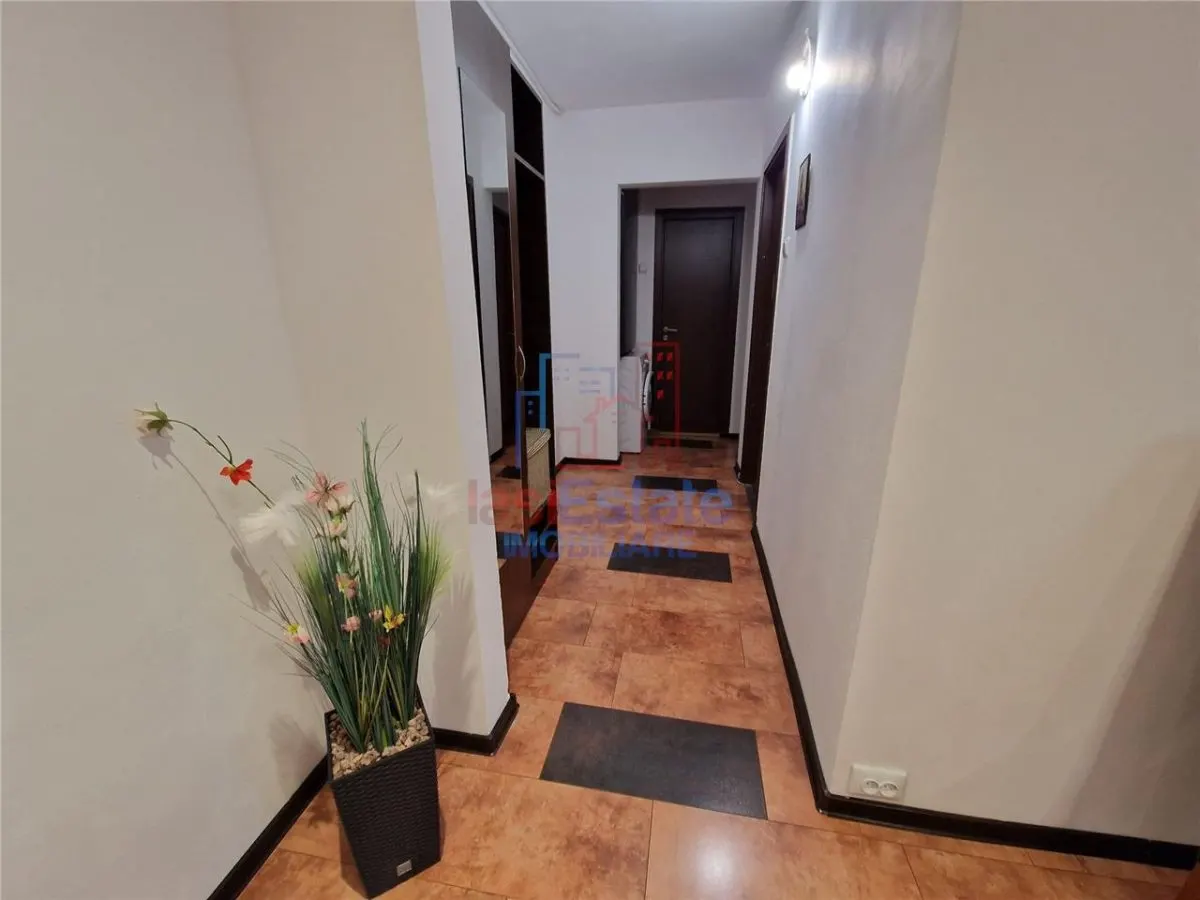 Appartement Trois Pièces, Premier Étage, Meublé et Équipé – Baza 3 - foto 6