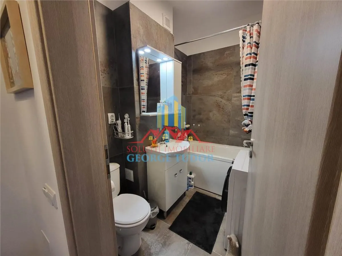 2-Bedroom Apartment for Sale, Militari Residence - foto 8
