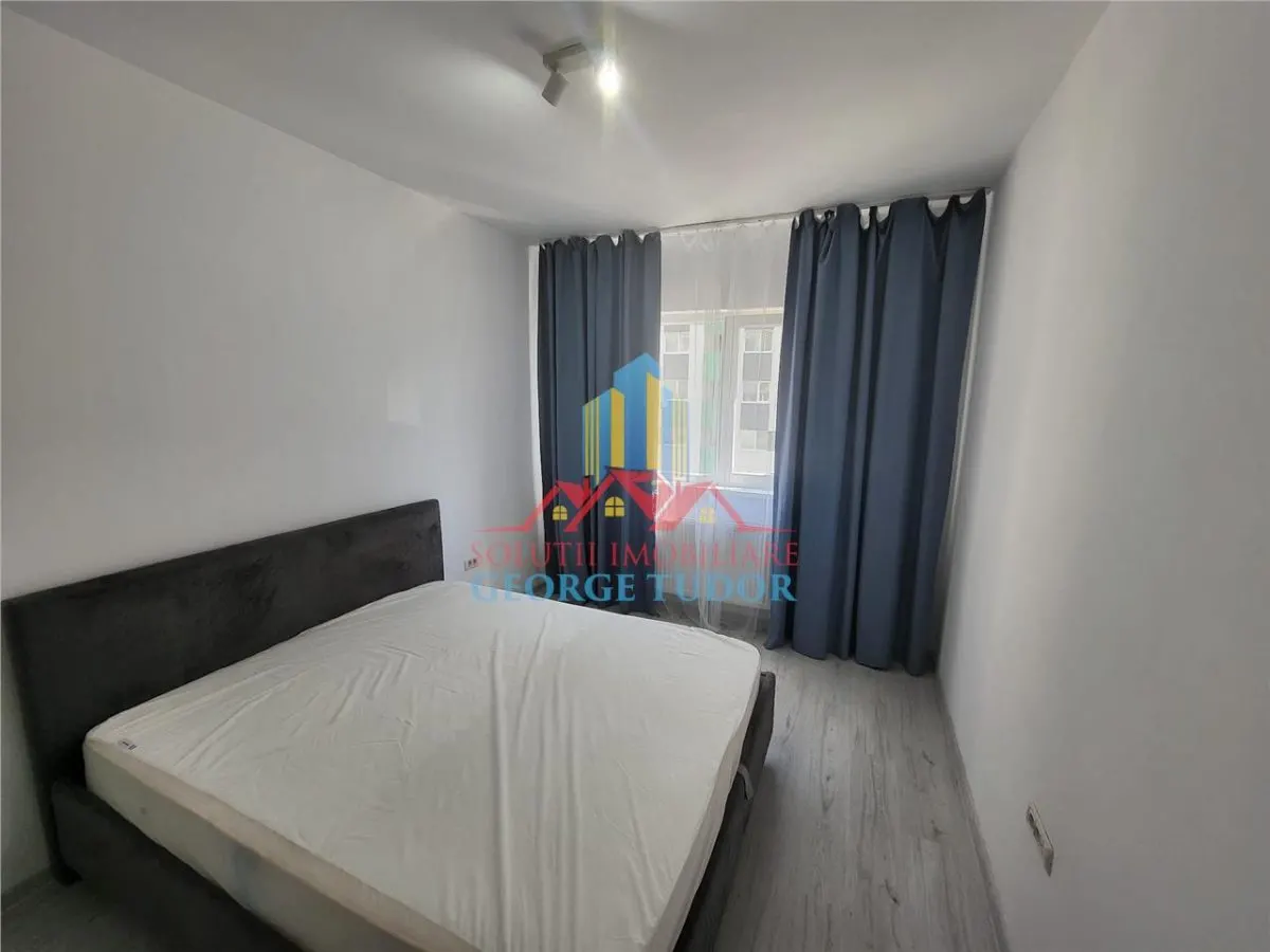 Appartement 2 Chambres à Louer, Militari Residence, Parking Privé - foto 2
