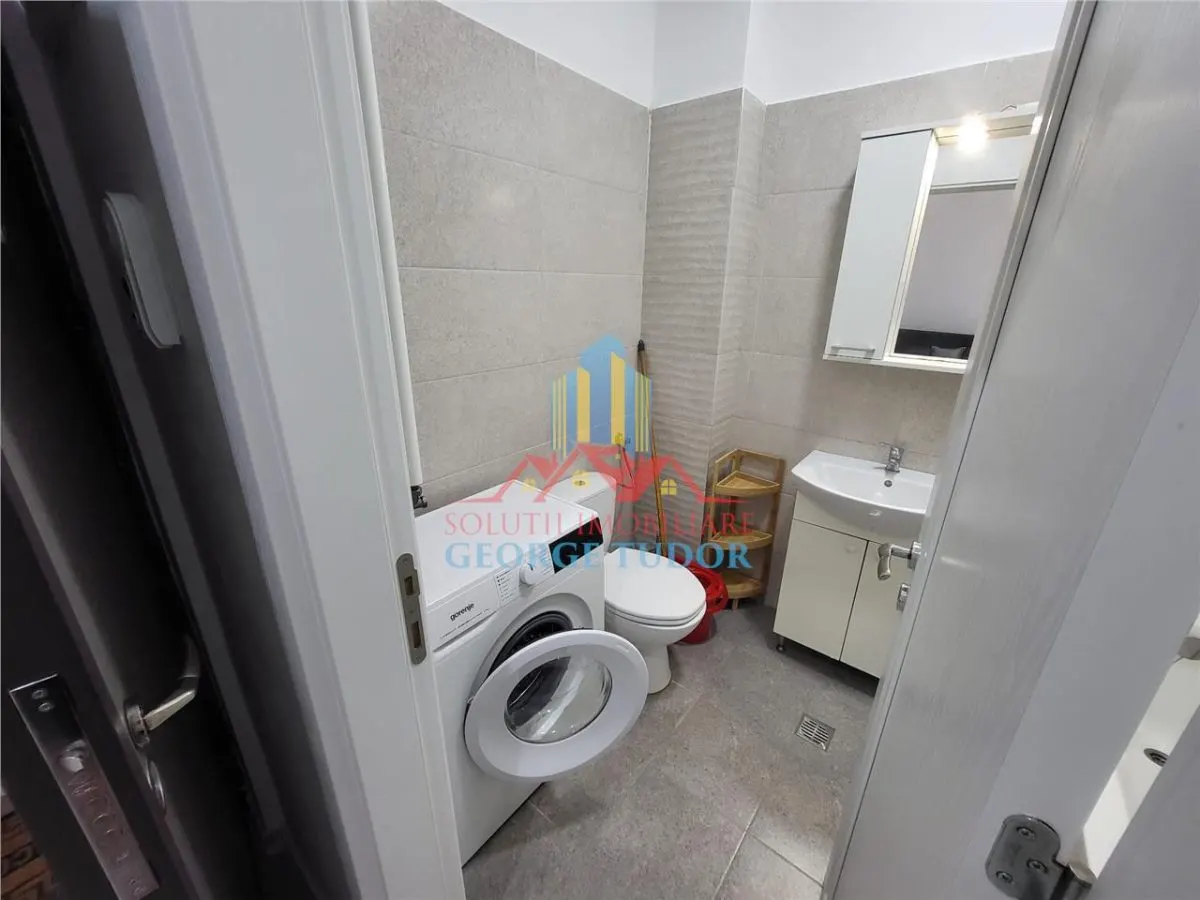 Appartement 2 Chambres à Louer, Militari Residence, Parking Privé - foto 7