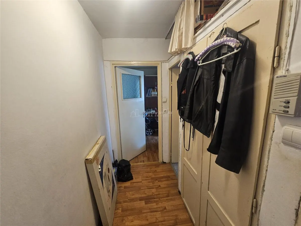 Resita, Apartamento 1 Dormitorio, Amueblado y Equipado, Calea Caransebesului - foto 8