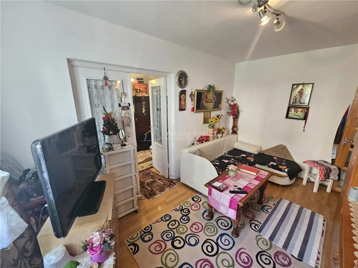 Resita, Appartement 2 Chambres Meublé et Équipé, Rez-de-Chaussée - foto 12