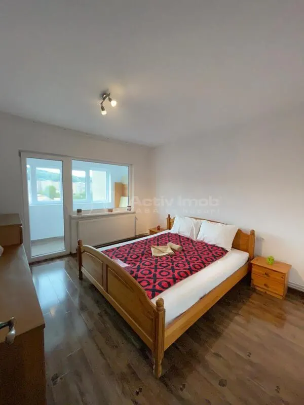 Resita Location: Appartement 3 Chambres, Entièrement Meublé et Équipé, Micro II - foto 10