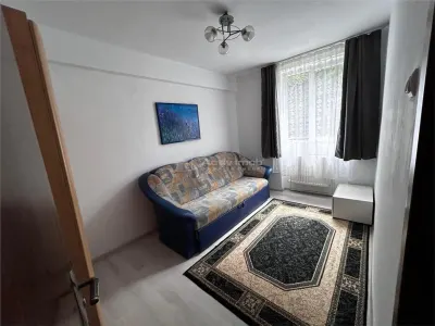 Apartment with 2 bedrooms for sale 47 sqm in Resita, Moroasa 1 area - foto 3