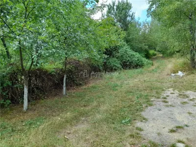 Resita, 5 561 m² Terrain Intravilan en Route Principale, 10€/m² - foto 3