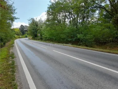 Resita, 5 561 m² Terrain Intravilan en Route Principale, 10€/m² - foto 7