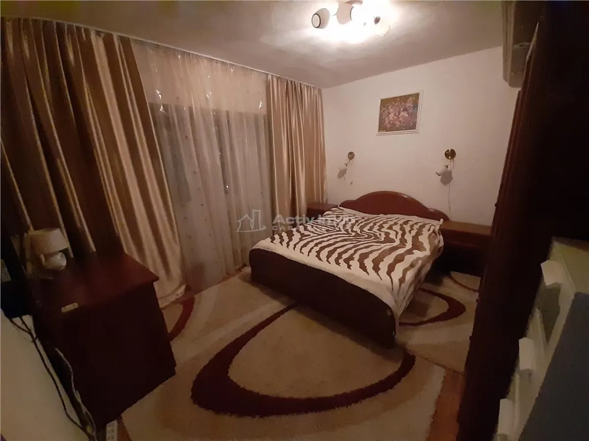 Resita，出租，3室公寓，家具齐全并配备完整，中心区 - foto 16