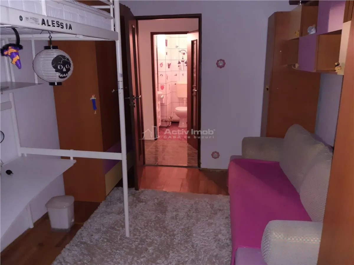 Resita，出租，3室公寓，家具齐全并配备完整，中心区 - foto 18