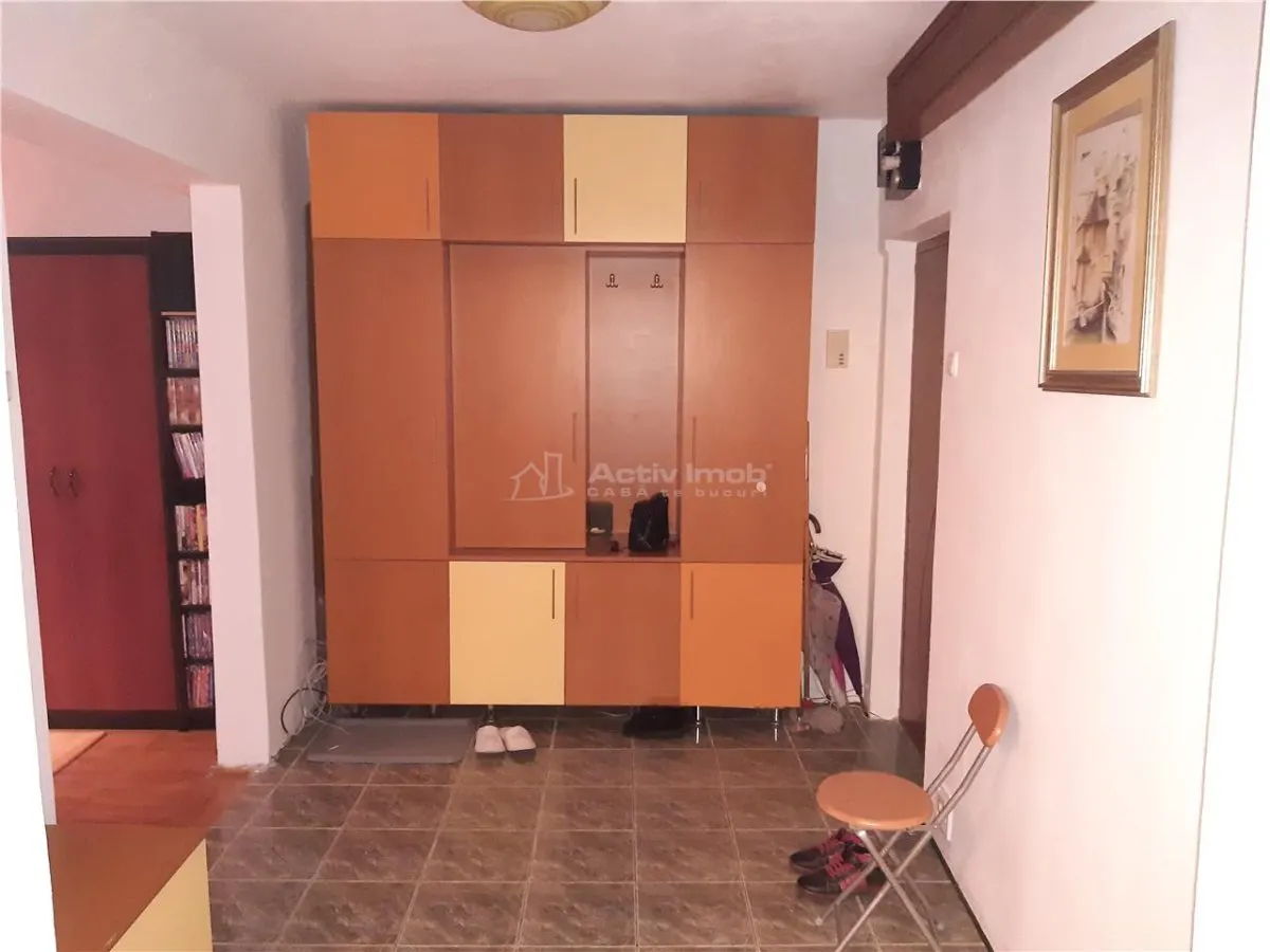 Resita，出租，3室公寓，家具齐全并配备完整，中心区 - foto 21