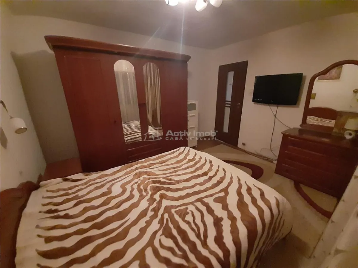 Resita，出租，3室公寓，家具齐全并配备完整，中心区 - foto 4