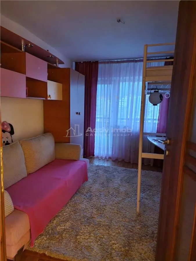 Resita，出租，3室公寓，家具齐全并配备完整，中心区 - foto 5