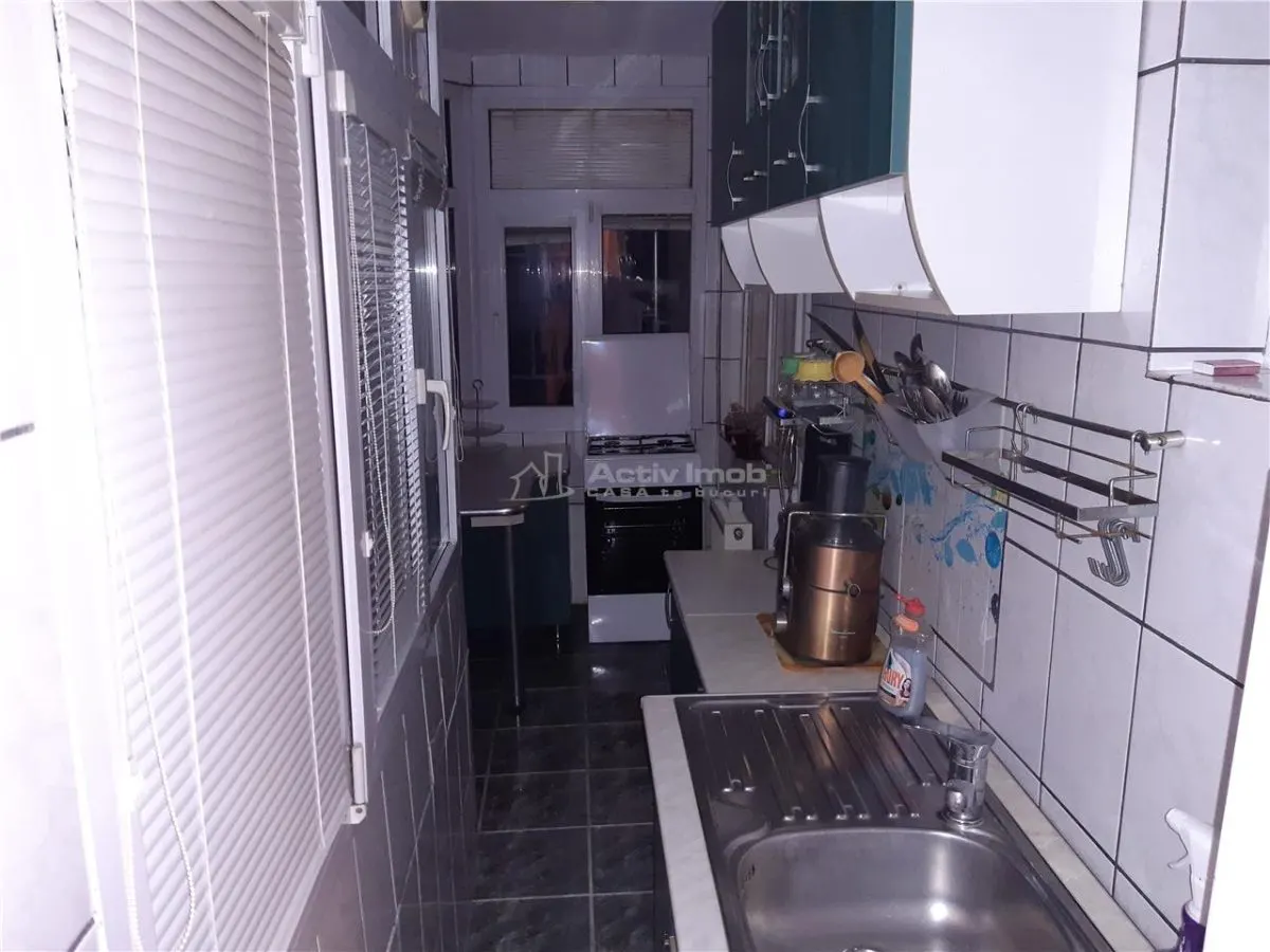 Resita，出租，3室公寓，家具齐全并配备完整，中心区 - foto 7