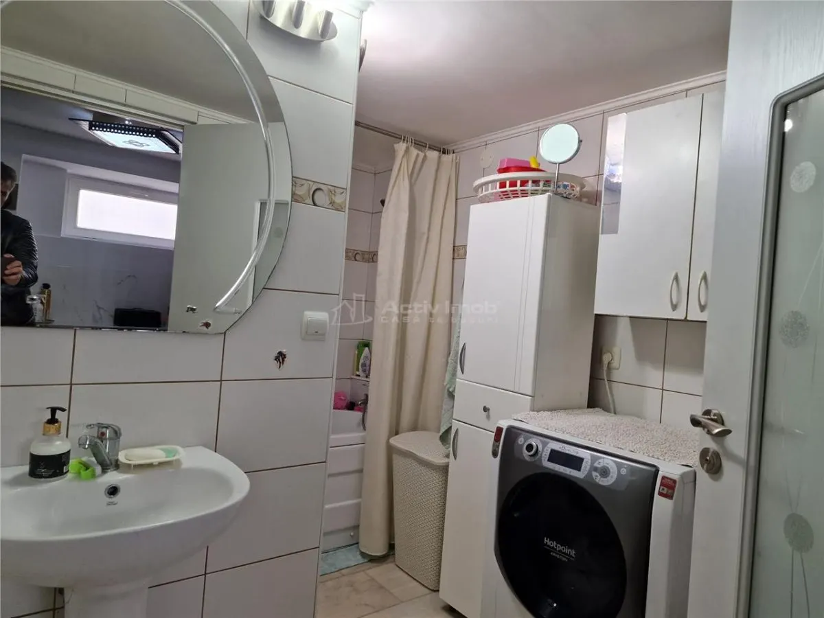 Resita: Villa Dúplex Central, Planta Baja + 1ª Planta + Ático, 2 Garajes, Comisión Cero Comprador - foto 23