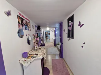 Resita: Villa Dúplex Central, Planta Baja + 1ª Planta + Ático, 2 Garajes, Comisión Cero Comprador - foto 5