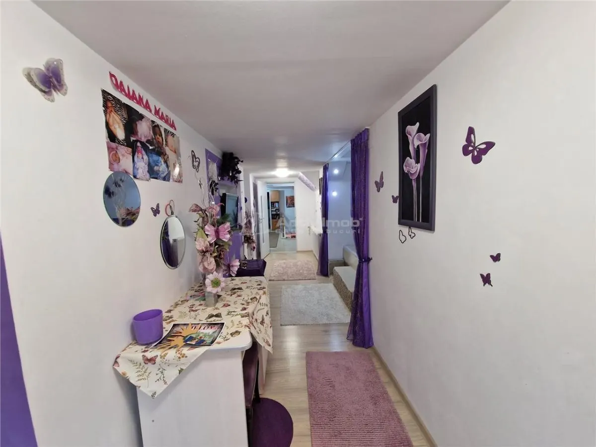 Resita: Villa Dúplex Central, Planta Baja + 1ª Planta + Ático, 2 Garajes, Comisión Cero Comprador - foto 5