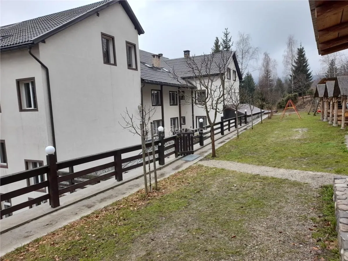 Guesthouse Trei Ape à Brebu Nou – Commission Acheteur Zéro - foto 18