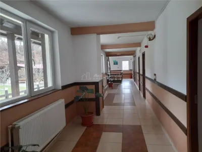 Guesthouse Trei Ape à Brebu Nou – Commission Acheteur Zéro - foto 6