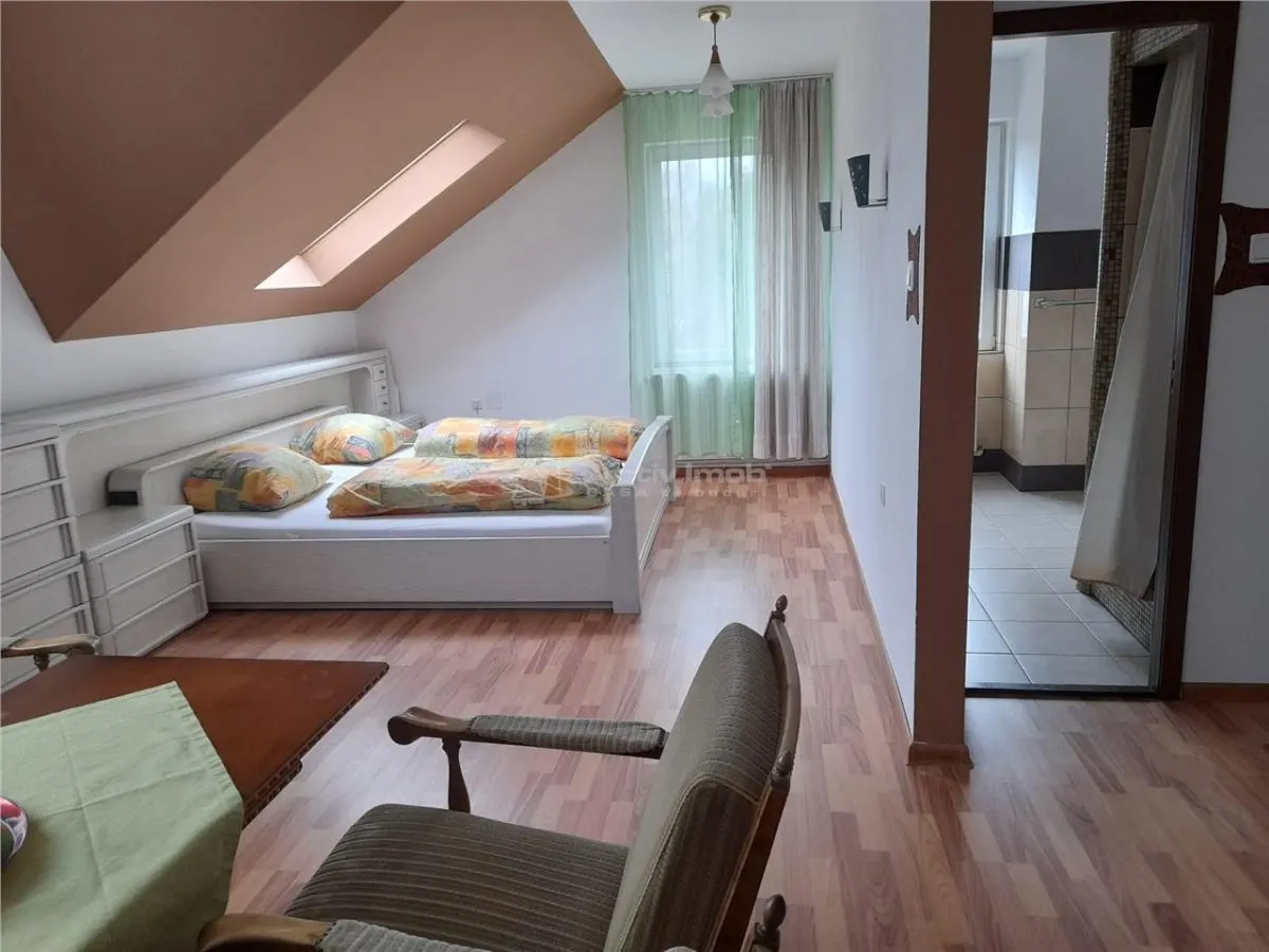 Guesthouse Trei Ape à Brebu Nou – Commission Acheteur Zéro - foto 8