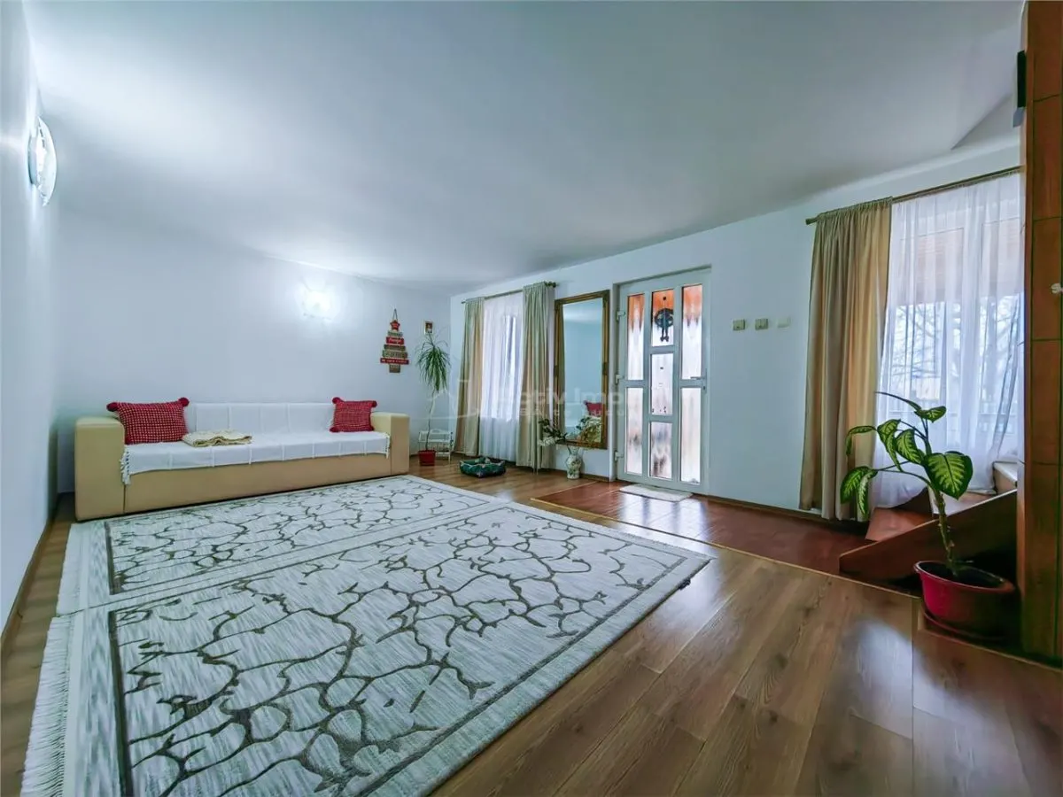 Maison 3 Chambres à Soimus - foto 7