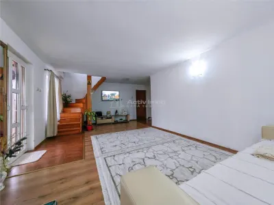 Maison 3 Chambres à Soimus - foto 8