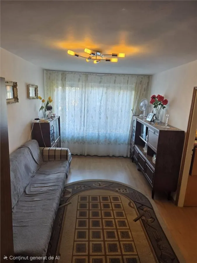 Reșița, Appartement 2 Chambres, Confort 1, Distribution Semi-Ouverte - foto 2
