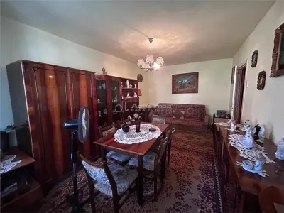 Resita, Apartamento 2 Dormitorios, Distribución Separada, Lunca - foto 2