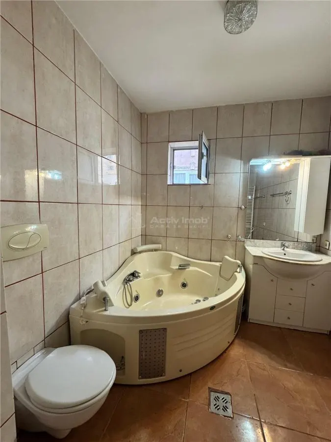 Maison – Ulpia – 2 Annexes - foto 13