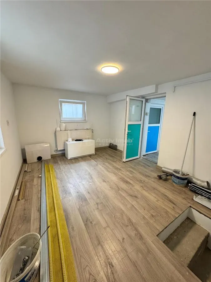 Maison – Ulpia – 2 Annexes - foto 4