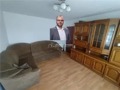 Oravita, 2-Bedroom Apartment, Furnished & Equipped, Station Area - Oravita