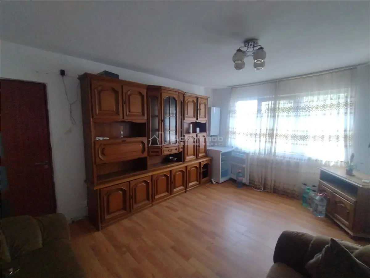 Oravita, Apartamento 2 Dormitorios, Amueblado y Equipado, Zona Estación - foto 8