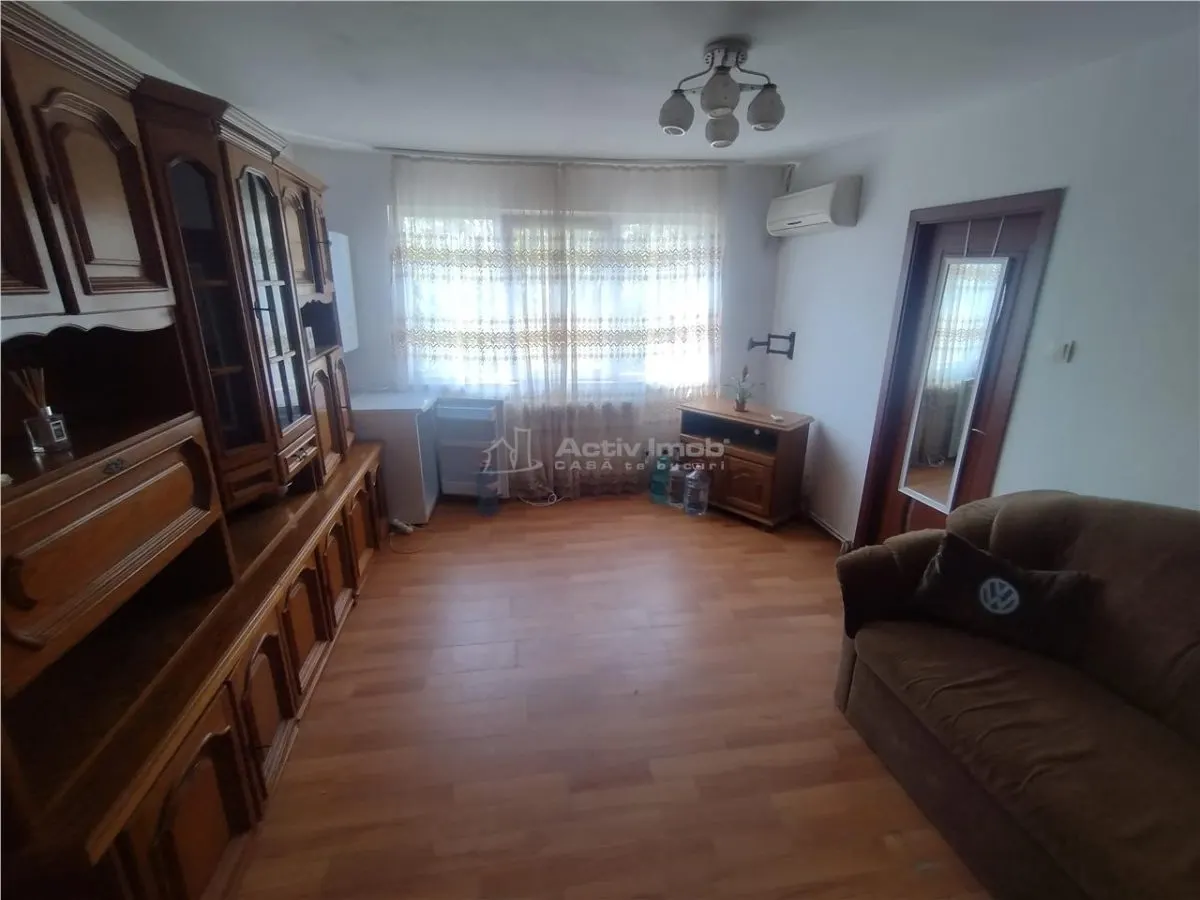 Oravita, Apartamento 2 Dormitorios, Amueblado y Equipado, Zona Estación - foto 9