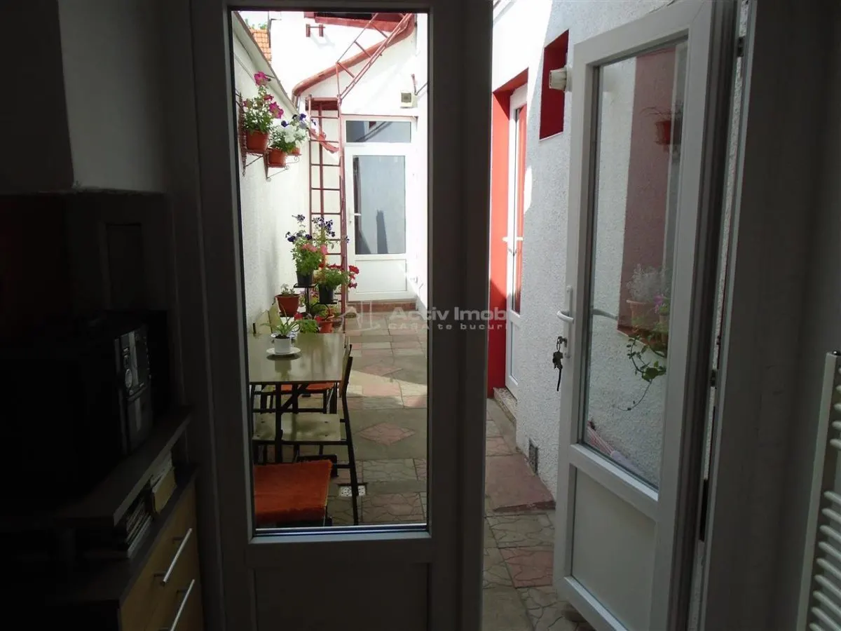 ريشيتا: منزل بـ 7 غرف، الطابق الأرضي والأول، جاهز للسكن الفوري - foto 2
