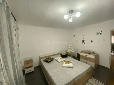 Caransebes, Apartamento 2 Dormitorios, Amueblado, 2ª Planta, Balta Sarata - foto 2