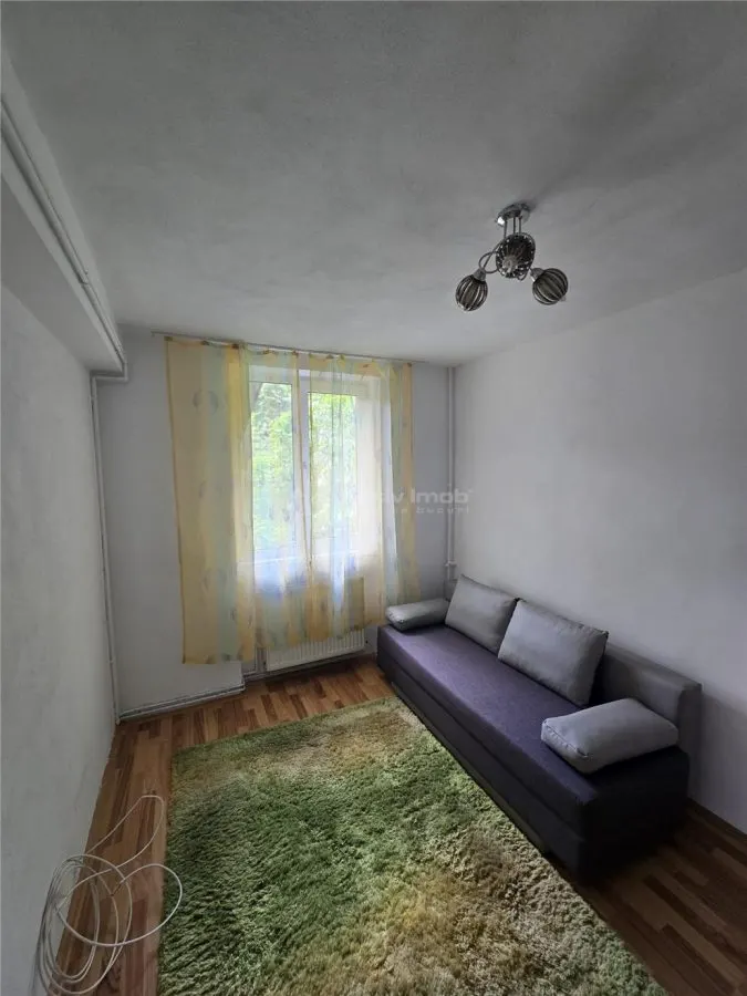 Apartment with 2 bedrooms for sale 45 sqm in Resita, Moroasa 1 area - foto 6