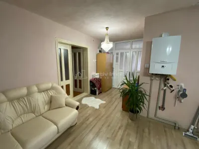 Bolvasnita: Villa de Dos Plantas con Terreno 1.007 m² y Nave 156 m² - foto 2