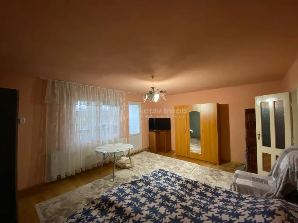 Bolvasnita: Villa de Dos Plantas con Terreno 1.007 m² y Nave 156 m² - foto 6