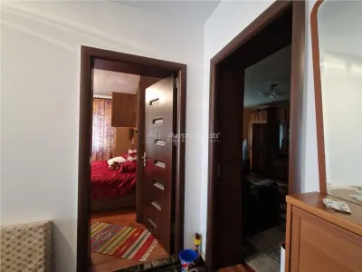 منزل بطابقين وملحق بالدور الأرضي، قطعة أرض 535 م² - باريرا فالتشي - foto 5