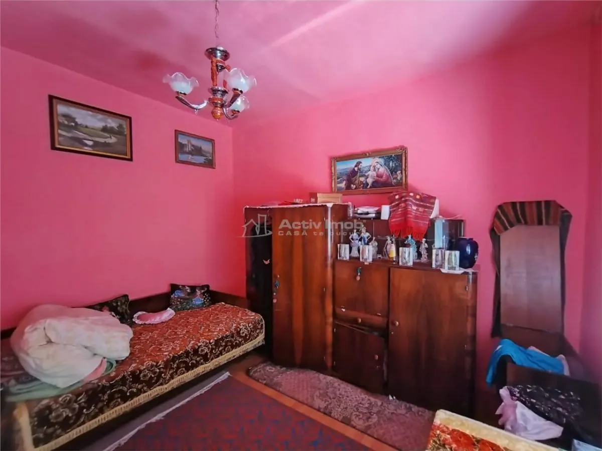 Caransebes, Casa de Ladrillo con Parcela de 585 m², Zona Sesu Rosu - foto 12