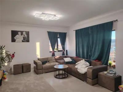 Maison Neuve 2025 dans Quartier Résidentiel de Prestige - foto 2