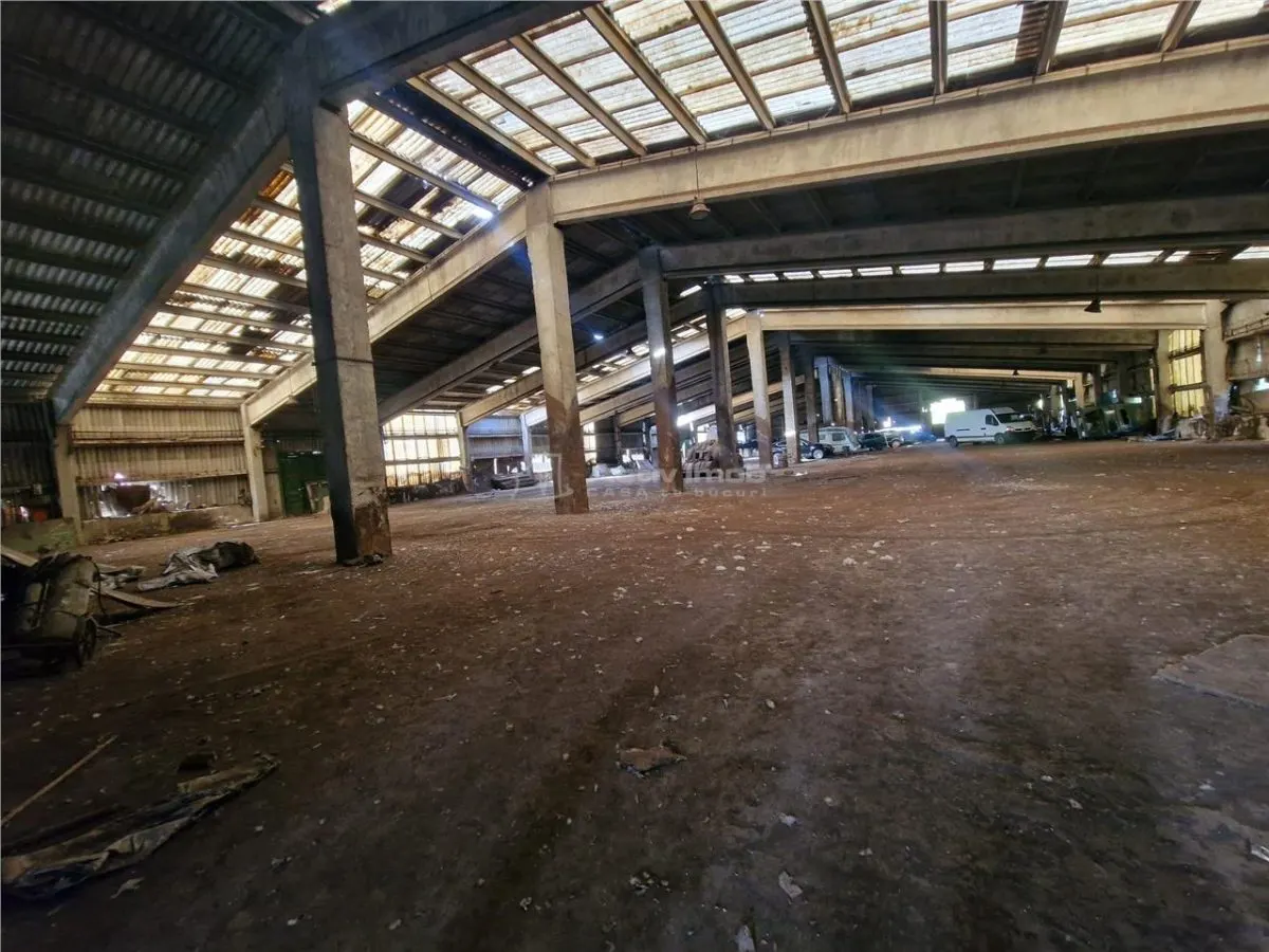 مستودع صناعي بريشيتا 3600 م² – عمولة صفر - foto 2