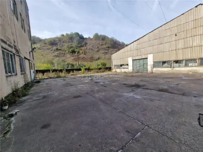 مستودع صناعي بريشيتا 3600 م² – عمولة صفر - foto 6