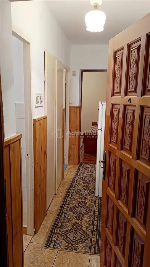 Moldova Noua, Apartamento de 2 Dormitorios Semidocumentado - foto 1