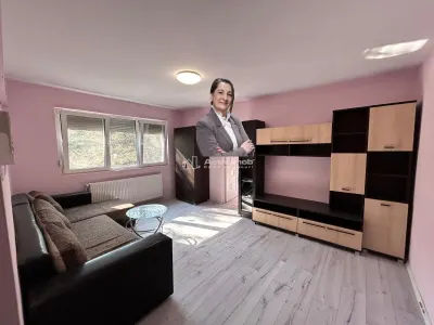 Resita, Apartamento de 2 Dormitorios, Moroasa - Resita