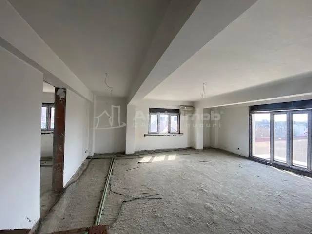 赫拉什特劳公园附近的优异别墅出租 - foto 3