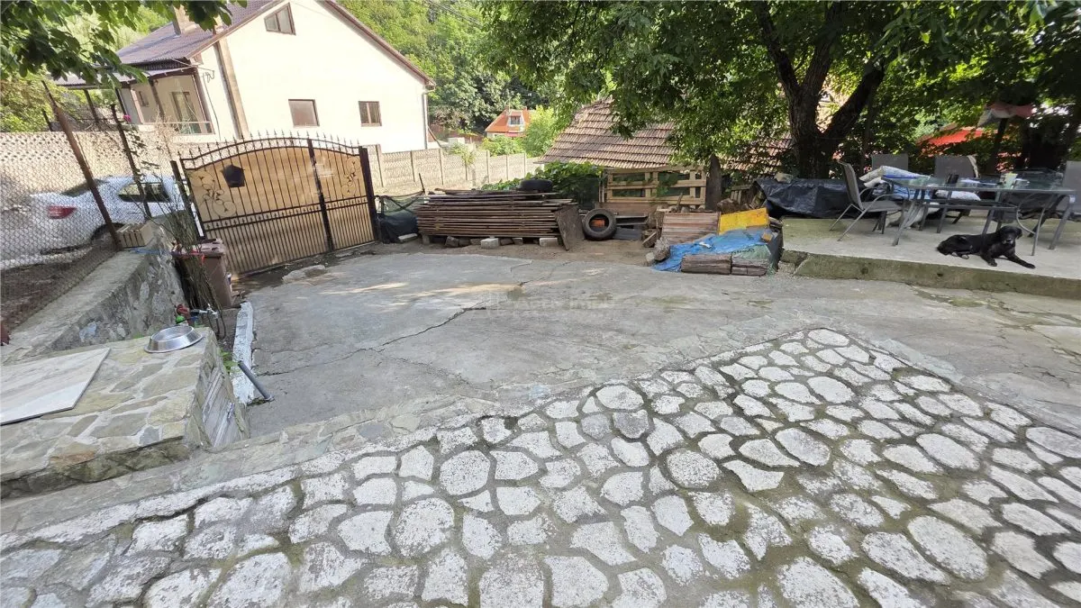 Oravita | Maison Résidentielle | 4 Pièces | Lacul Mare - foto 17