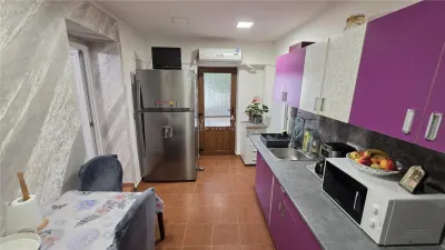 Oravita | Maison Résidentielle | 4 Pièces | Lacul Mare - foto 7