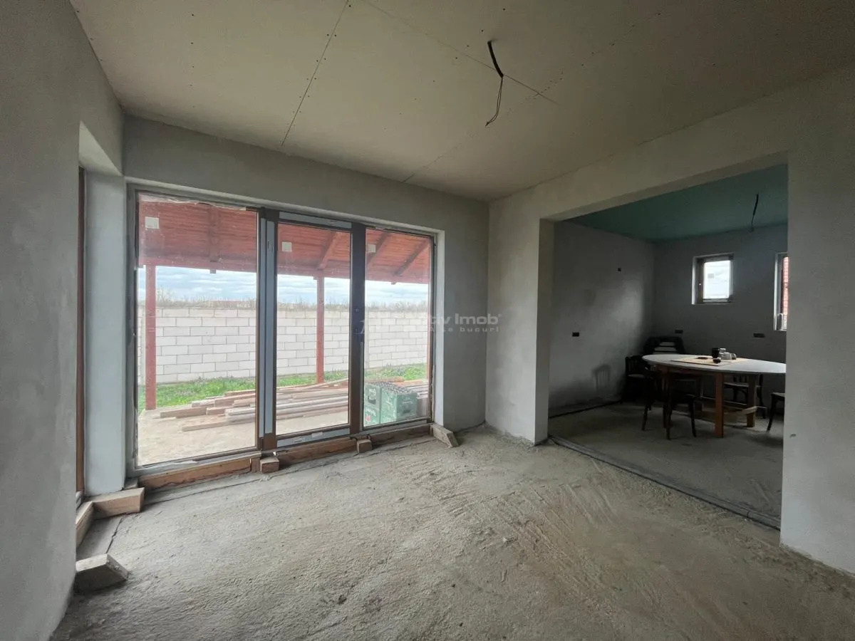 Lugoj, Villa La Rosu, 6 Chambres, 263 m², Costeiu - foto 12