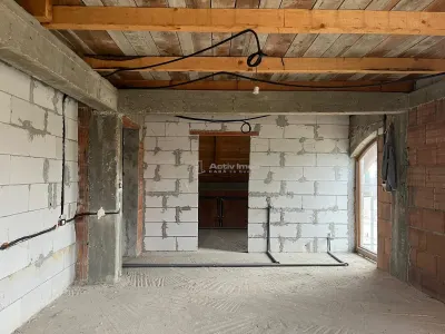 Lugoj, Villa La Rosu, 6 Chambres, 263 m², Costeiu - foto 19